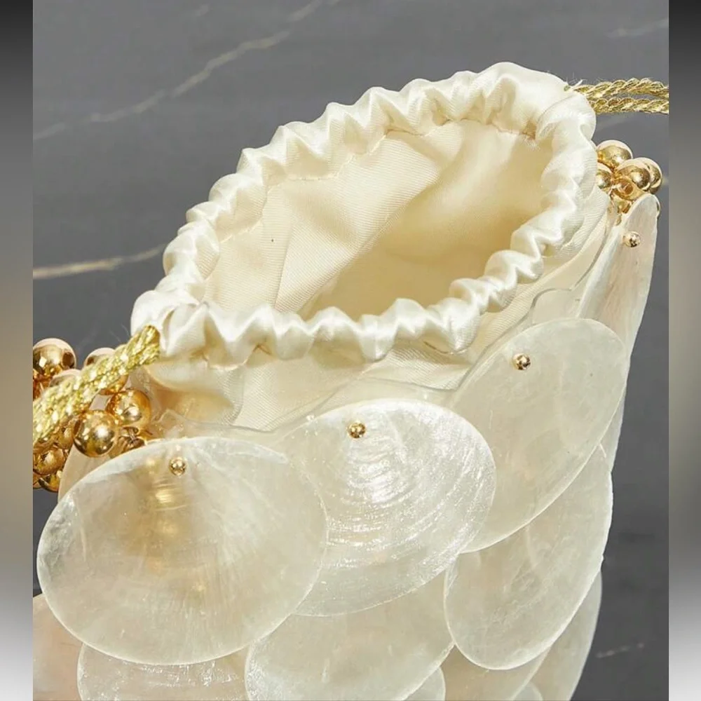 Luxurious quality Embellished shell mother of pearl sequin summer handbag purse - Picture 5 of 7